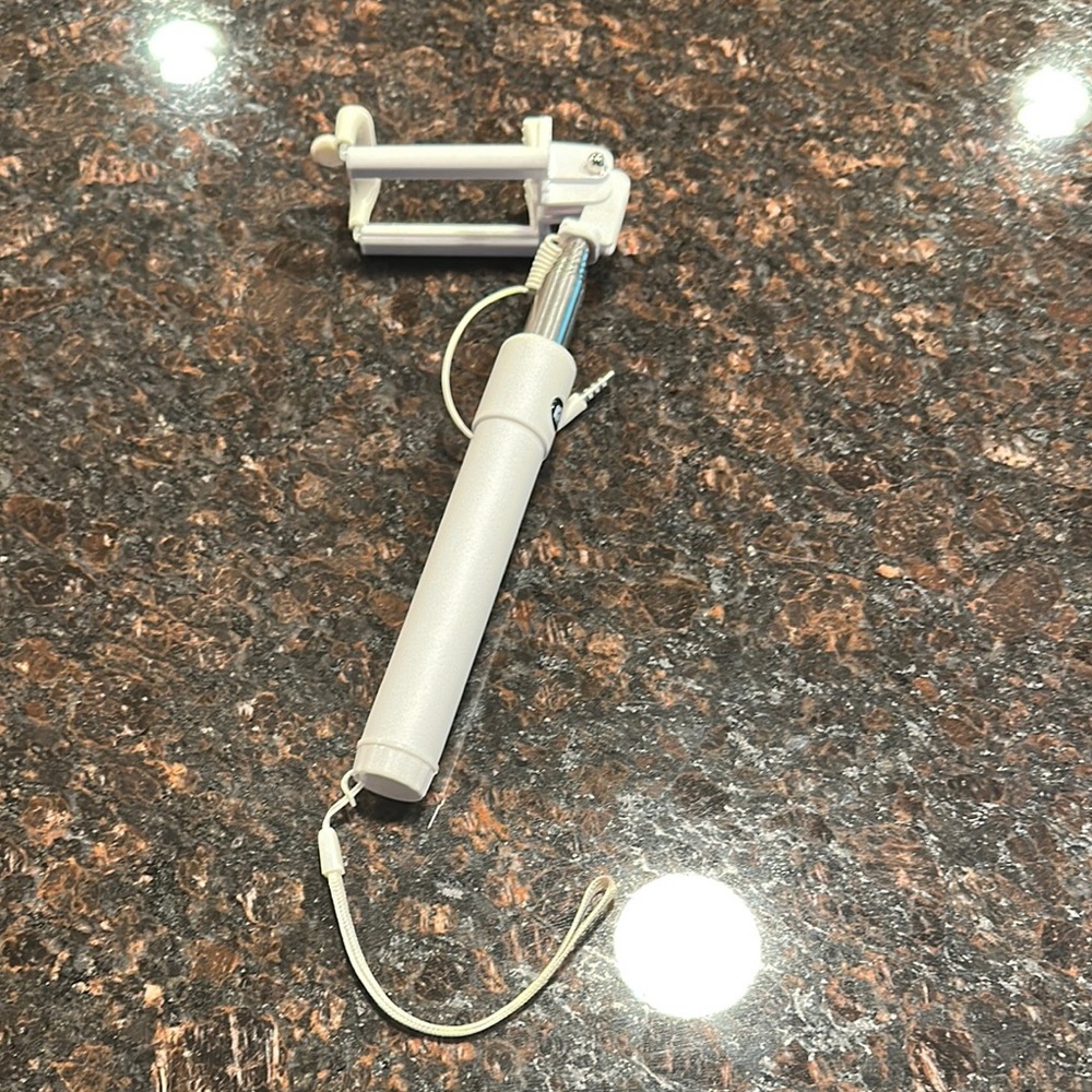 White Selfie Stick